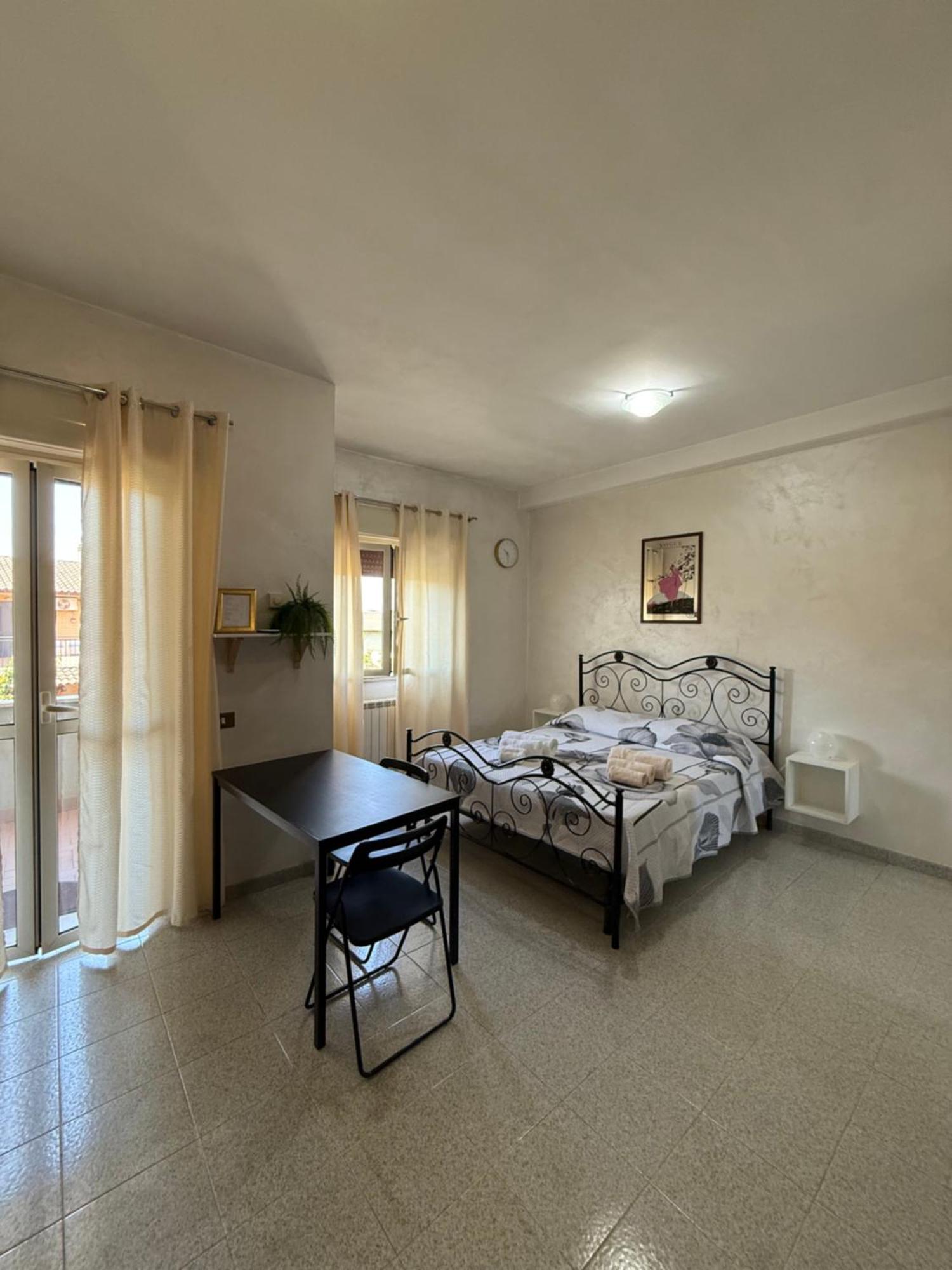 Residenza Anagnina * Rome